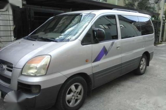 Hyundai Starex GRX 2004 AT Silver Van For Sale 