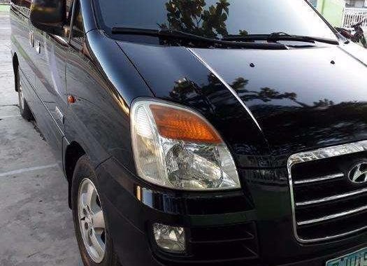 Hyundai Starex 2007 CRDI MT Black Van For Sale 