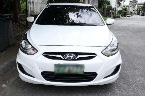 Hyundai Accent 2012 automatic White for sale
