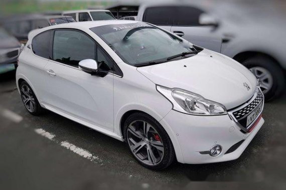 Well-kept Peugeot 208 2016 for sale