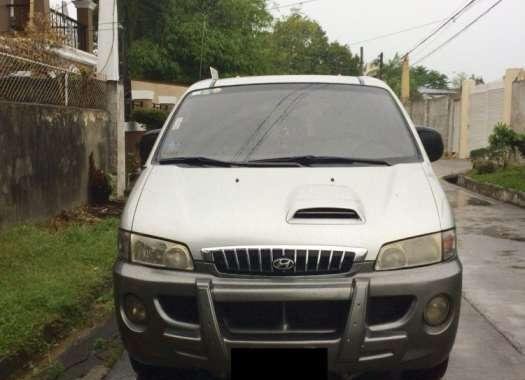 Local Hyundai Starex 2002 model FOR SALE