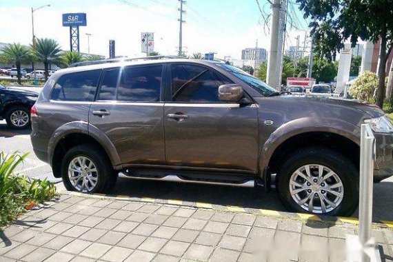 Well-maintained Mitsubishi Montero Sport 2015 for sale