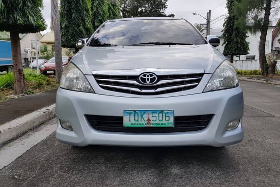 Toyota Innova 2012 V Automatic Diesel Top of the Line for sale