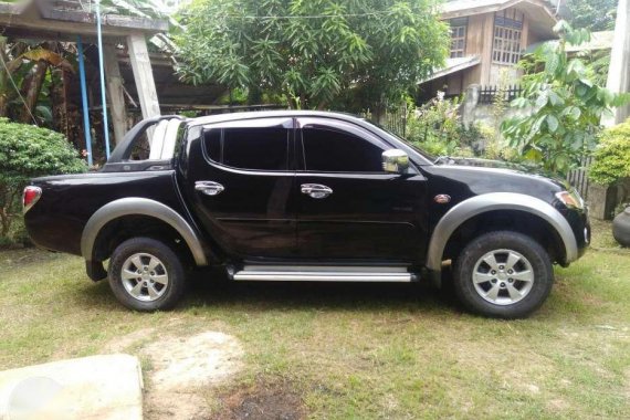 2009 Mitsubishi Strada 4x4 for sale