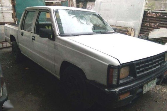 Mitsubishi L200 PICK UP 4D56 White For Sale 