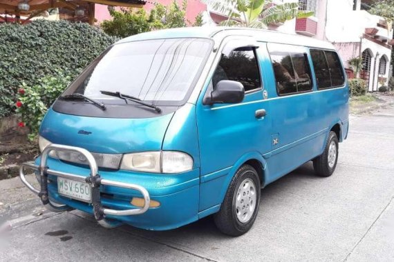 Kia Pregio LS 2001 3.0 MT Blue Van For Sale 