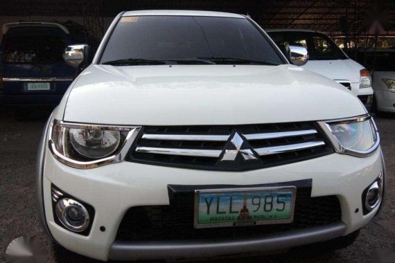 Mitsubishi Strada 4x4 2013 AT White For Sale 
