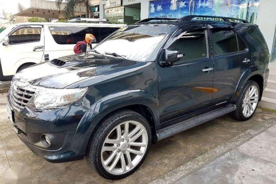 2014 Model Toyota Fortuner V 4x2 Matic for sale