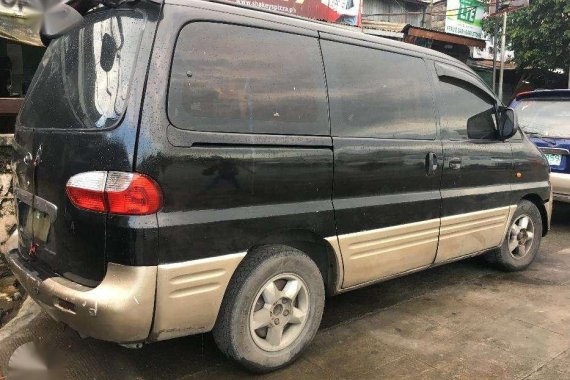 Hyundai Starex  2004 AT Green Van For Sale 