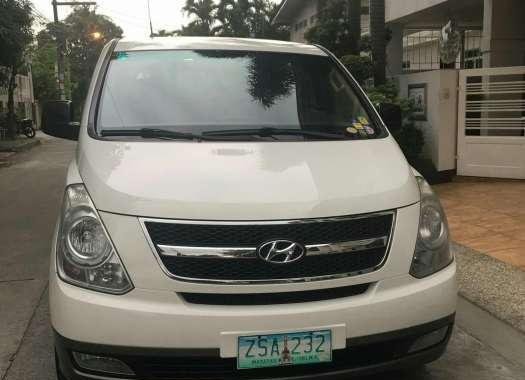 Hyundai Starex 2009 GOLD VGT for sale 