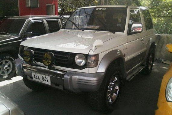 Well-kept Mitsubishi Pajero 2002 for sale
