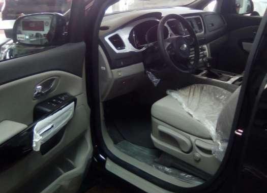 Dream Van Kia Grand Carnival GOLD EDITONS for sale 