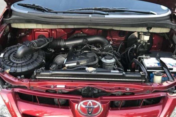 2006 Toyota Innova G, A/T, Red for sale