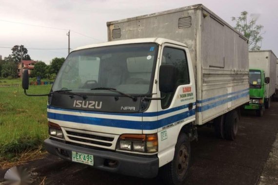 FOR SALE ISUZU Elf closed van npr 4be1 local unit 15ft