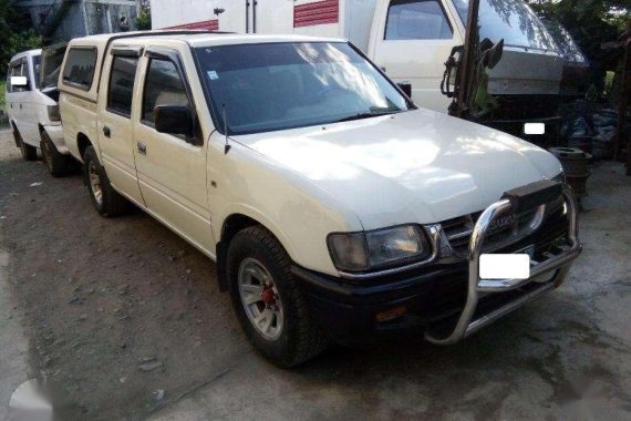 Isuzu Fuego manual 4x2 pick up 2001 for sale