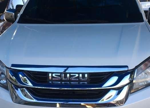 Isuzu Mux 2017 model 3.0 for sale