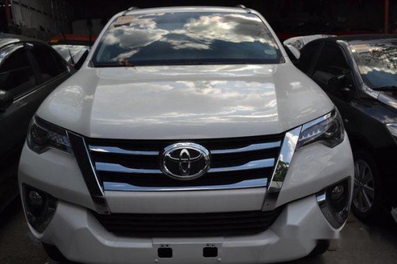 Good as new Toyota Fortuner V 2017 for sale