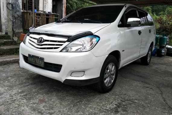 2010 Toyota Innova J for sale