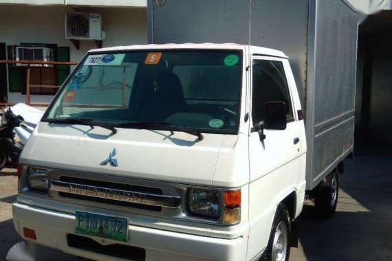 For sale Mitsubishi L300 FB 2011 Aluminum Van