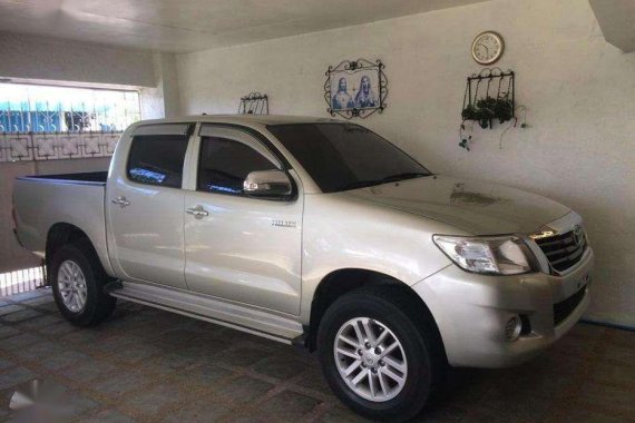 (For Sale Only) TOYOTA HILUX E 2012
