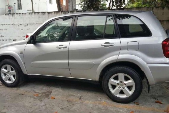 Toyota Rav4 4x4 matic 2005 top of the line for sale