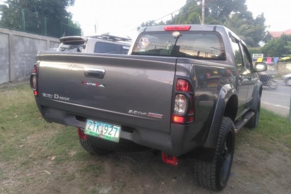 Brand new Isuzu Dmax Manual Diesel 2009 for sale