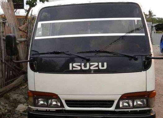 For sale Isuzu Elf like new 2001