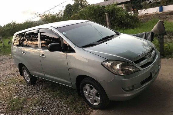 Well-maintained Toyota Innova Vvti 2008 for sale