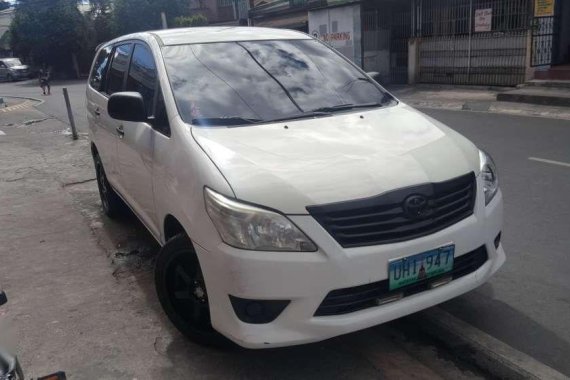 2012 Toyota Innova J for sale