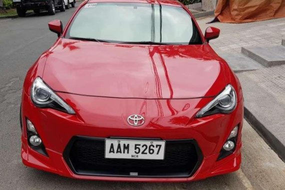 For sale Toyota Gt 86 2014 top of the line 