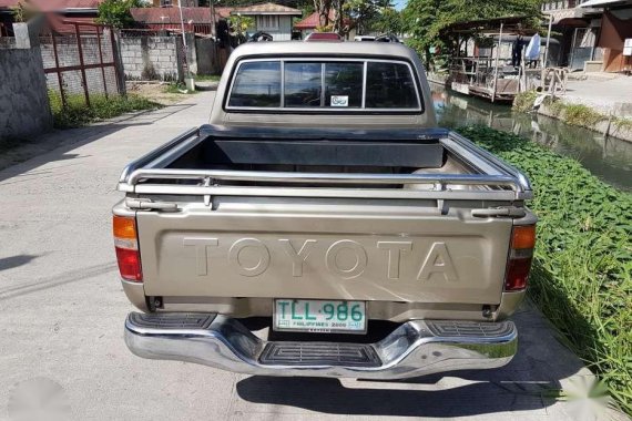 1995 Toyota Hilux Manual Diesel 4x2 for sale