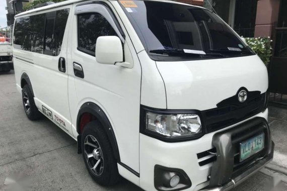 Toyota Hiace Commuter - 2013 manual diesel for sale