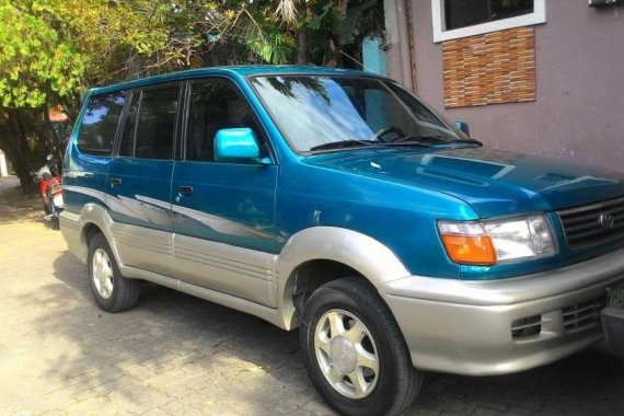 2000 Toyota Revo sport runner for sale
