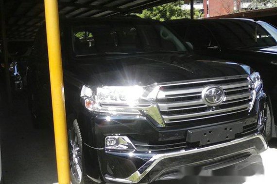 Toyota Land Cruiser 2018 PLATINUM EDITION A/T for sale