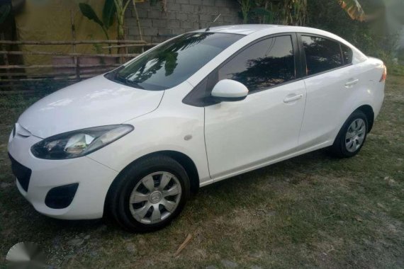 MAZDA 2 1.3 2015 FOR SALE 