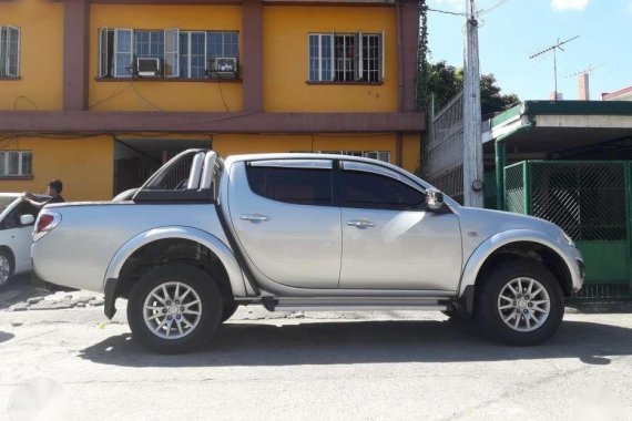 Mitsubishi Strada Glx V 2013 model for sale