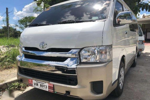 2017 Toyota Hiace 3.0 GL Grandia Manual Pearl White for sale