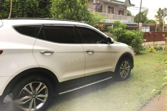 Rush sale Hyundai SANTA Fe 2015 model