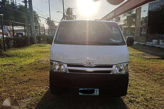 Toyota Hiace commuter 2013 for sale