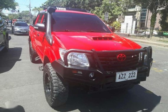 For sale Toyota Hilux 4x2 automatic 2015