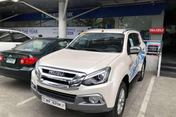 LOW DP PROMO: 2018 Isuzu MUX 4x2 LSA AT 3.0L Euro4