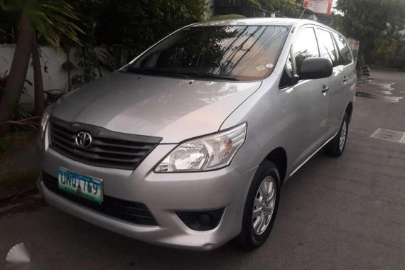 2013 model Toyota Innova for sale