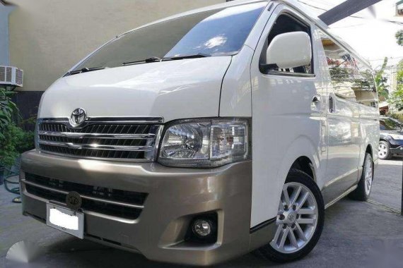 Toyota Hiace Super Grandia 2011 for sale