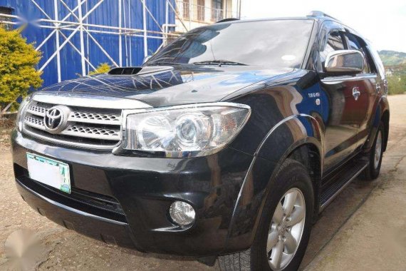 2009 Toyota Fortuner 3.0V 4x4 AT Top Of The Line for sale