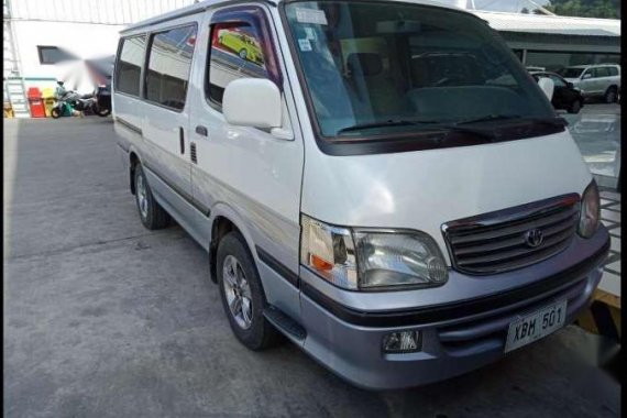 Toyota Hiace 2.0 GL 2002 White Van For Sale 