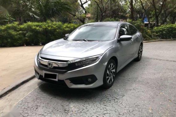 For sale: 2016 Honda Civic 1.8L Silver