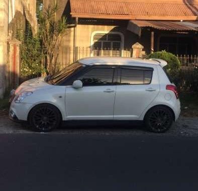 Suzuki Swift TOP of line 2011 for sale