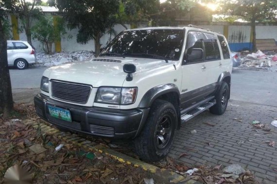 Isuzu Trooper 97 year mdl for sale