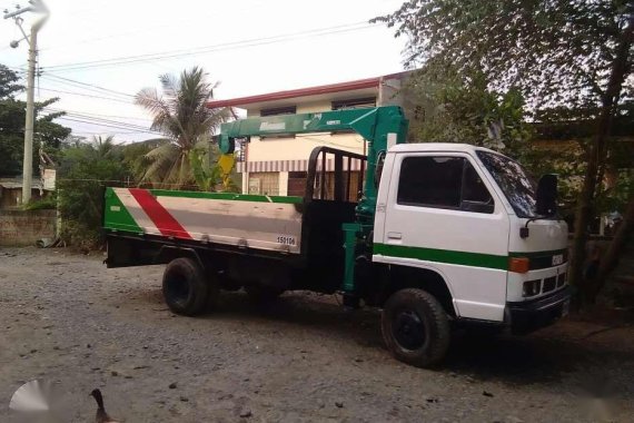 Isuzu Elf W Boomtruck 2.5 tons White For Sale