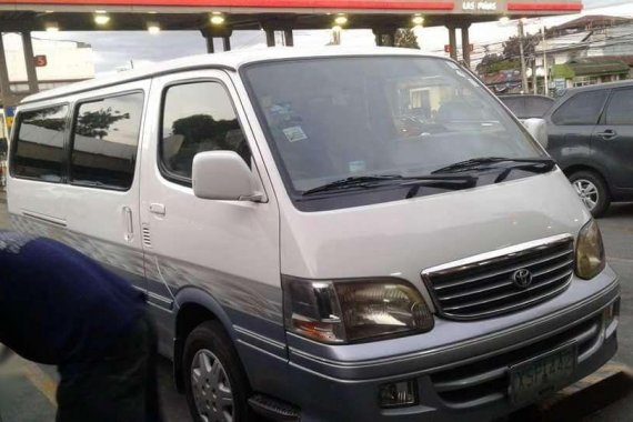 For sale Toyota Hiace Super Grandia 2005 model